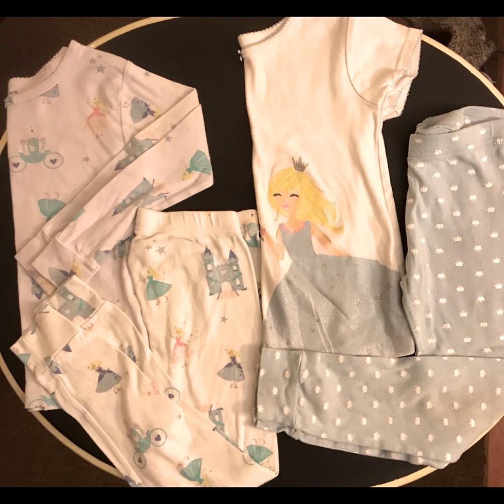 Carter's girls pajama bundle